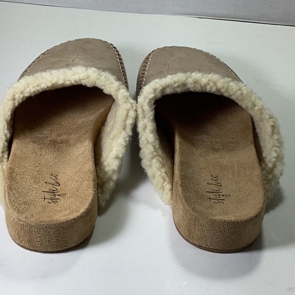 Brooklynn Womens Faux Fur Lined Moc Toe Slide Slippers. Note No Box - Picture 4 of 6